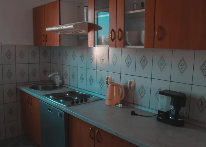 아파트 Deh, Stinjan *